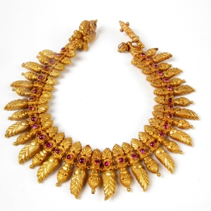 Best South Indian Traditional And Gold Jewellery