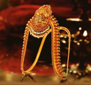 Best South indian traditional and gold jewellery